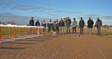 Abrió la votación para elegir el nombre de la pista de atletismo Abrió la votación para elegir el nombre de la pista de atletismo